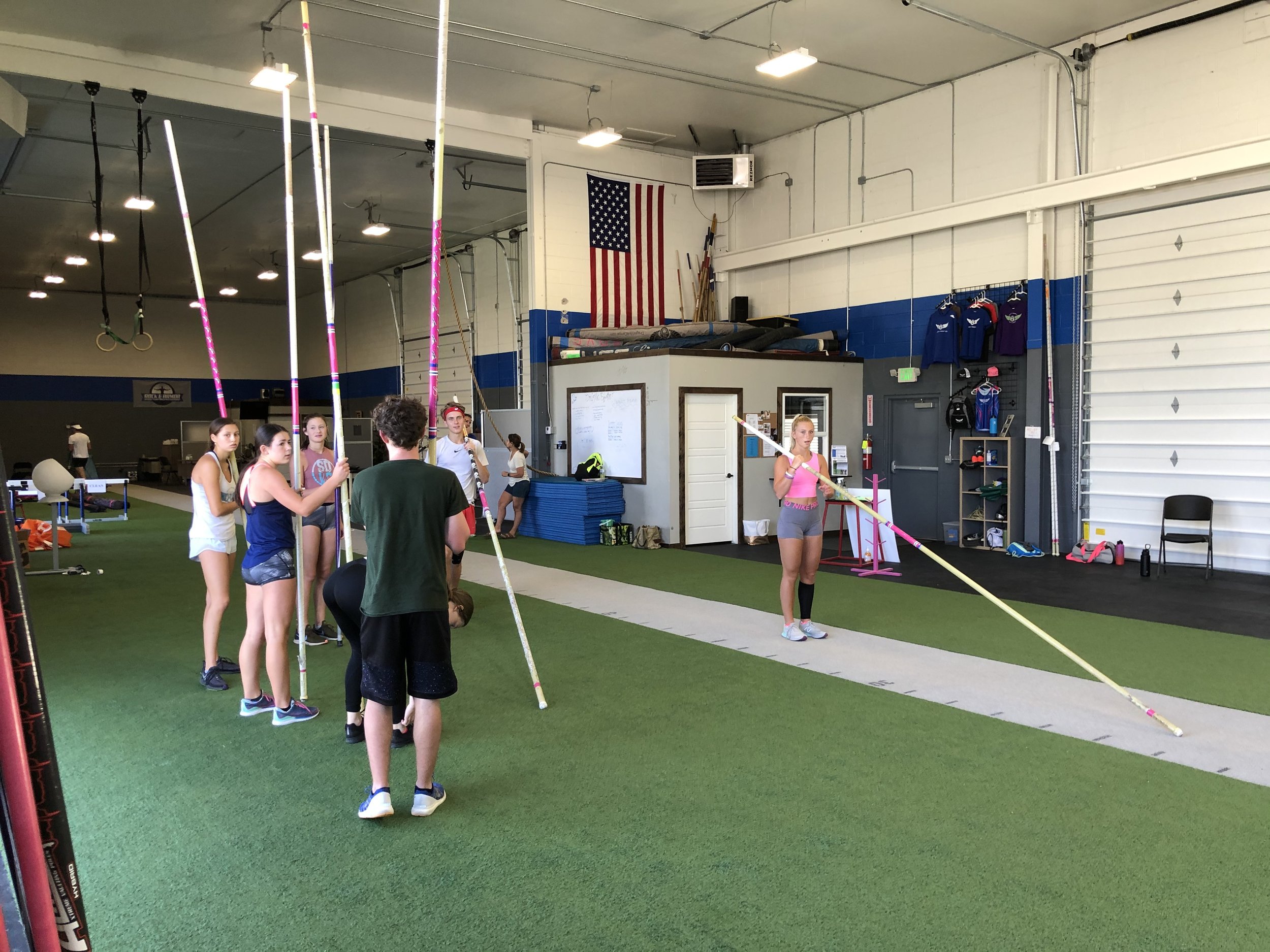 pole vault runway 0032