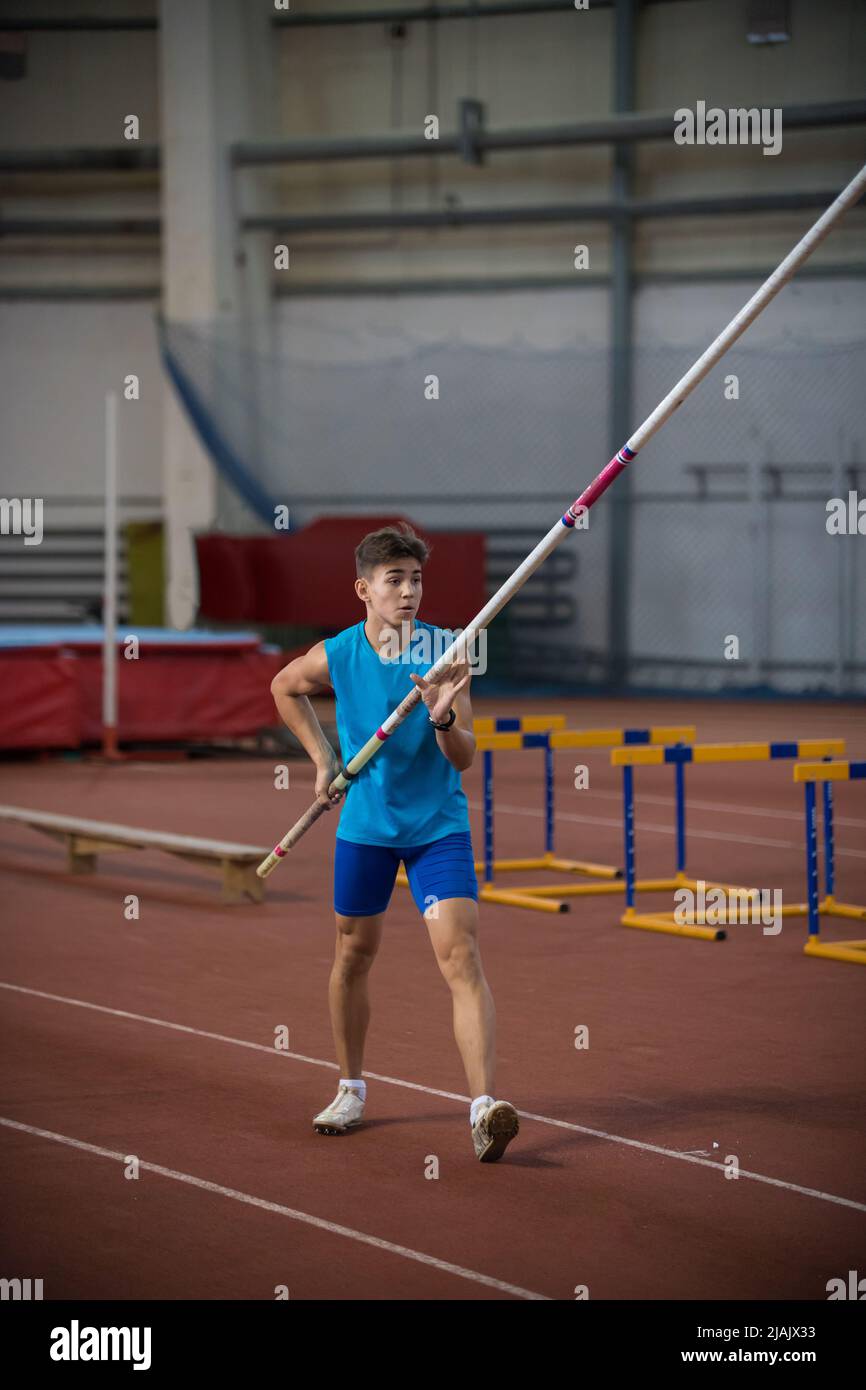 pole vault runway 0039