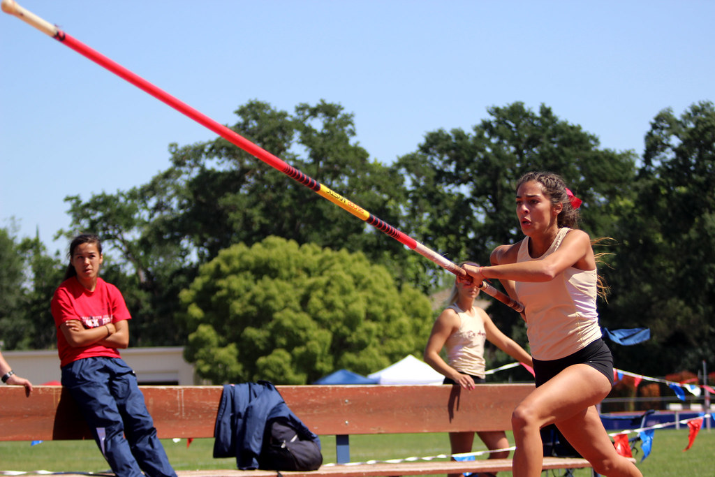 pole vault runway 0041