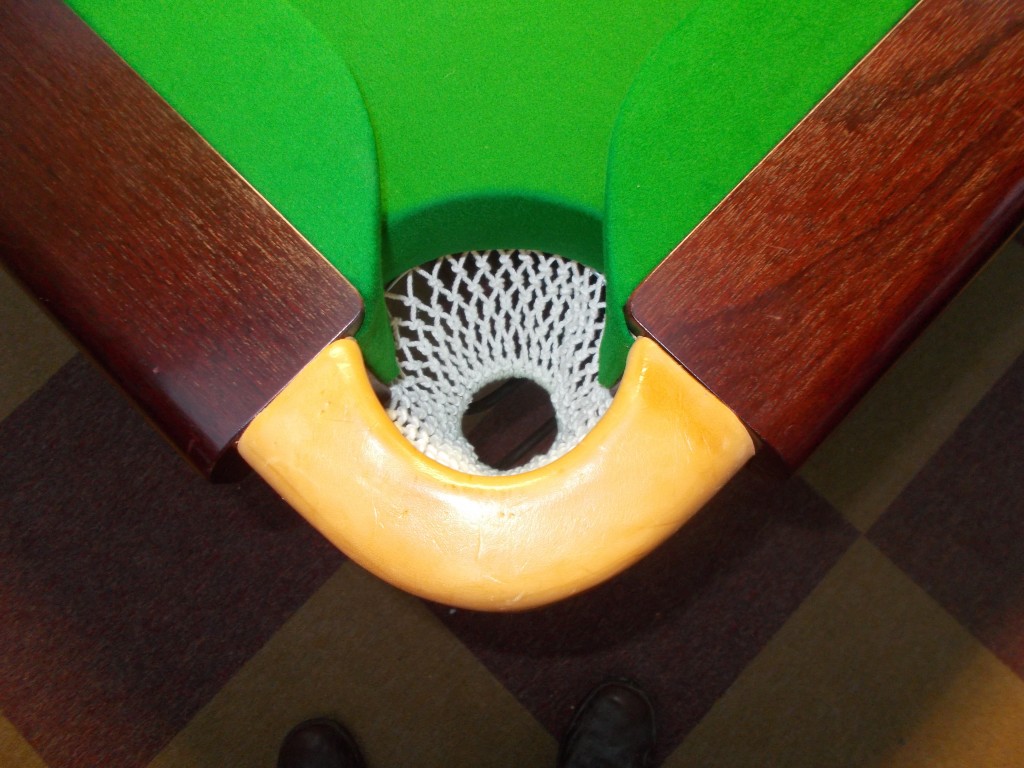 pool table corner 0027