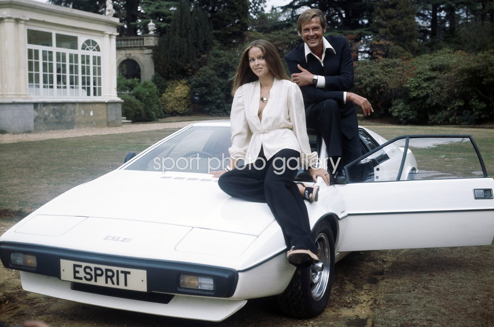 poster barbara bach 0023