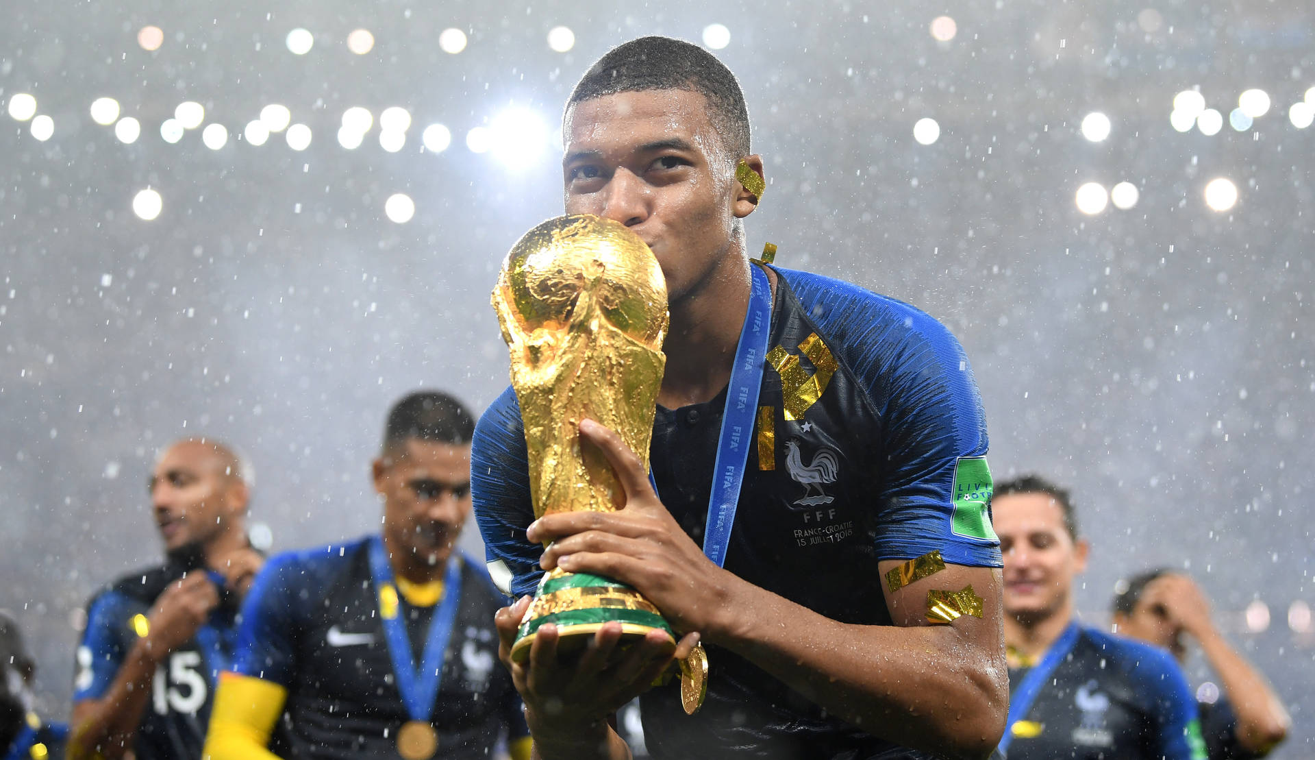 poster mbappe wallpaper 0085