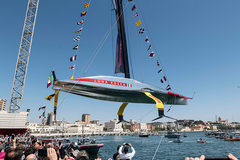 Prada Pirelli history