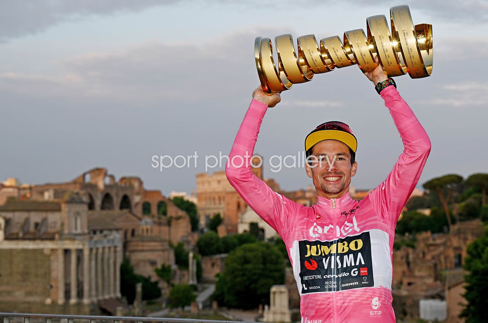 primoz roglic giro 0049