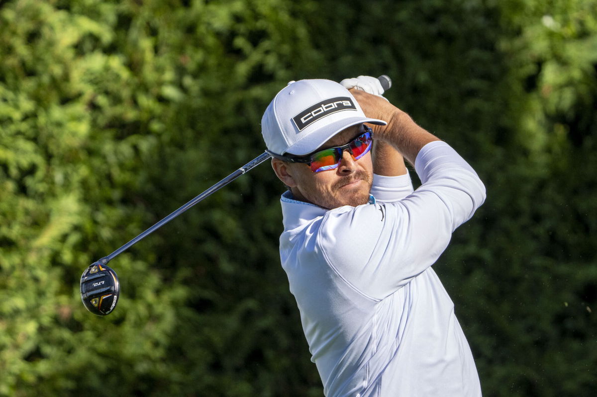 professional caddie earnings