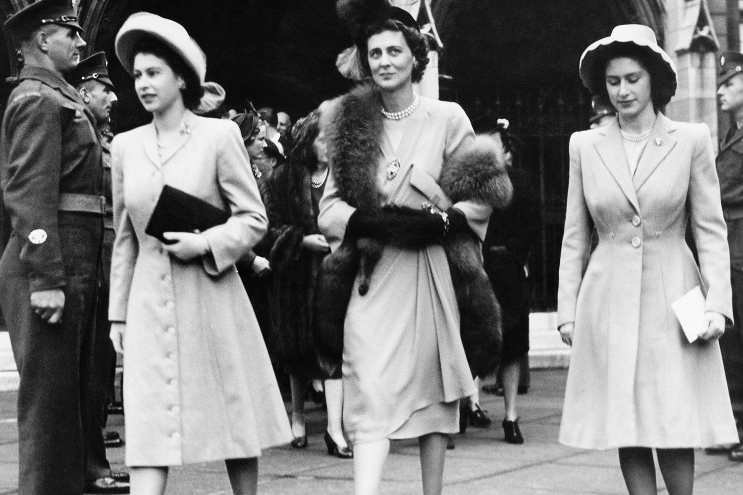 queen elizabeth 1946 0027