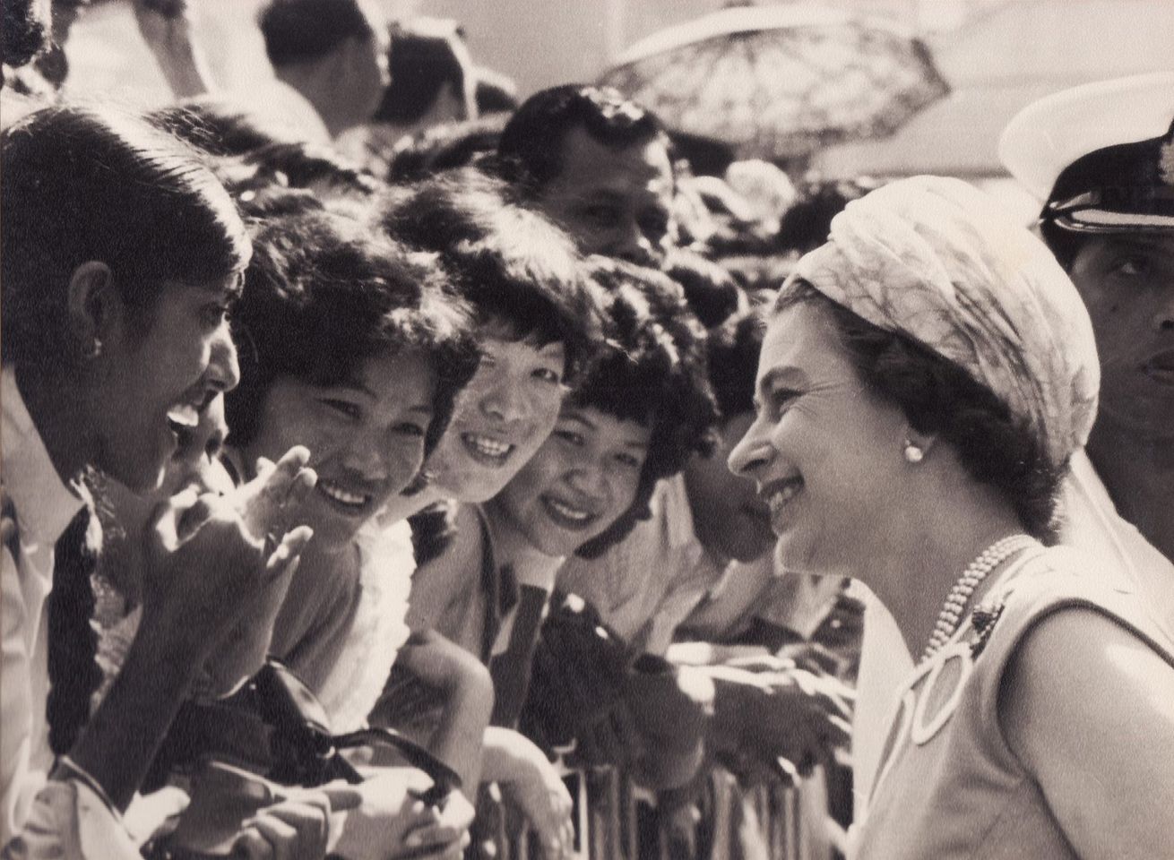 queen elizabeth 1972 0012