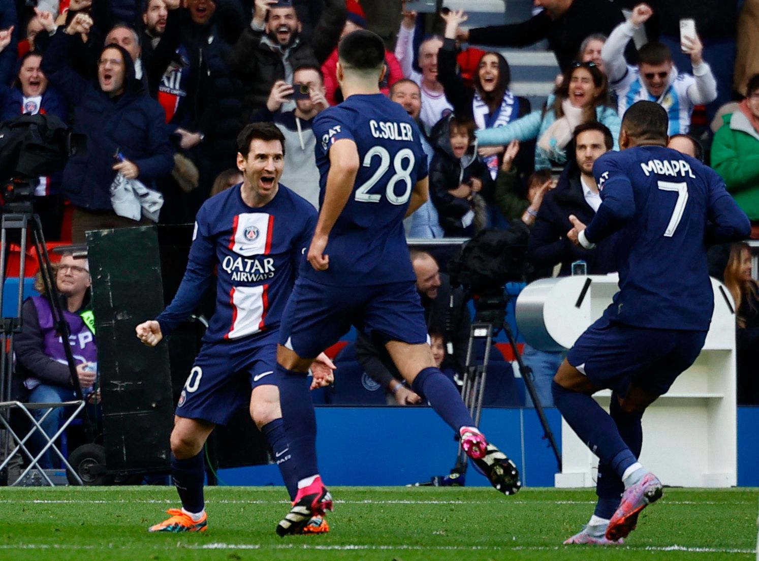 ramos celebration 0086