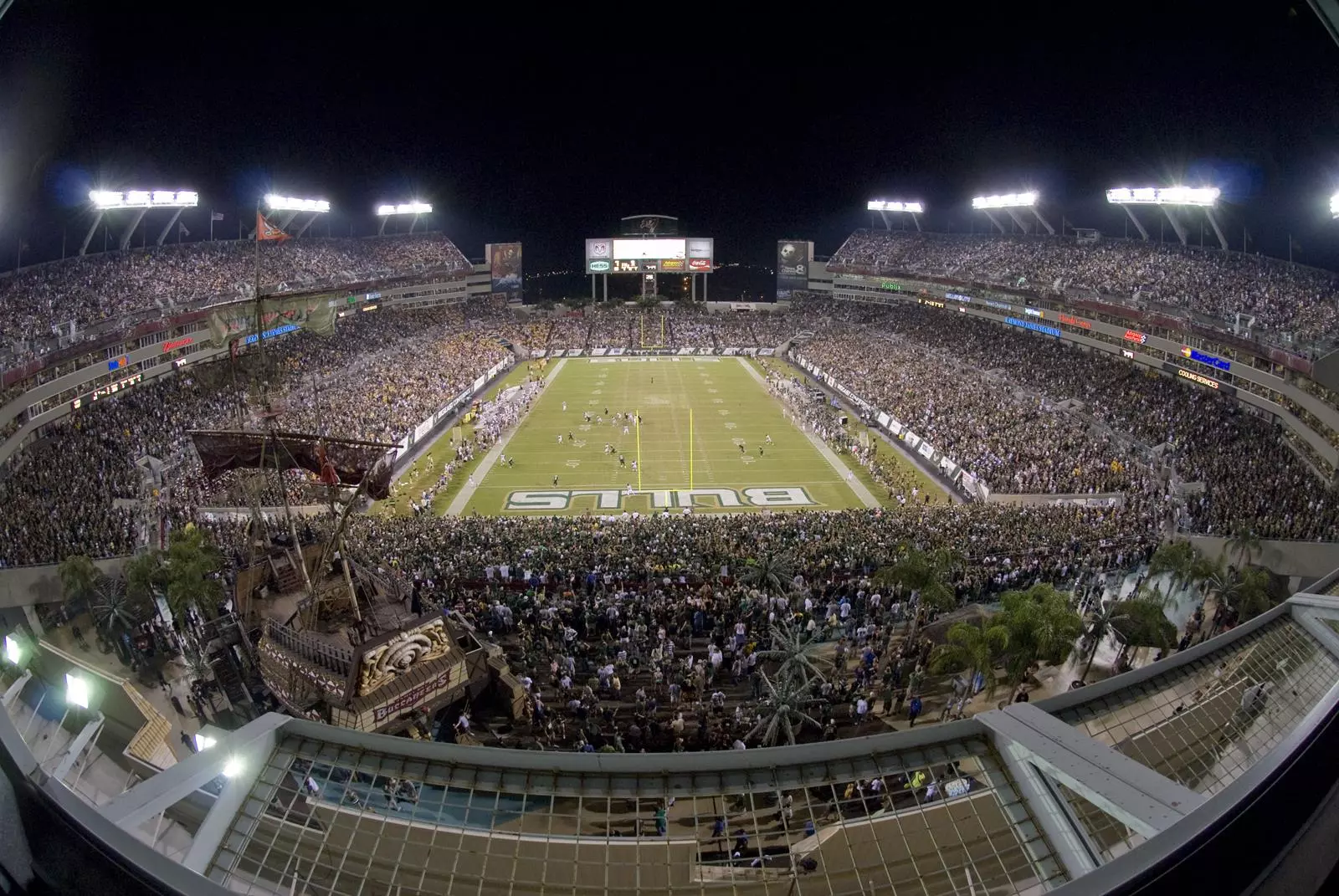 raymond james stadium aerial view 0022