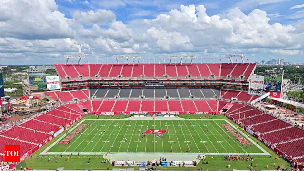 raymond james stadium view 0045