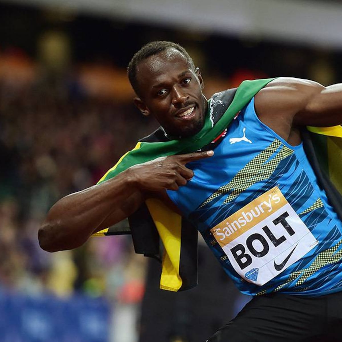 record breaking 200m run