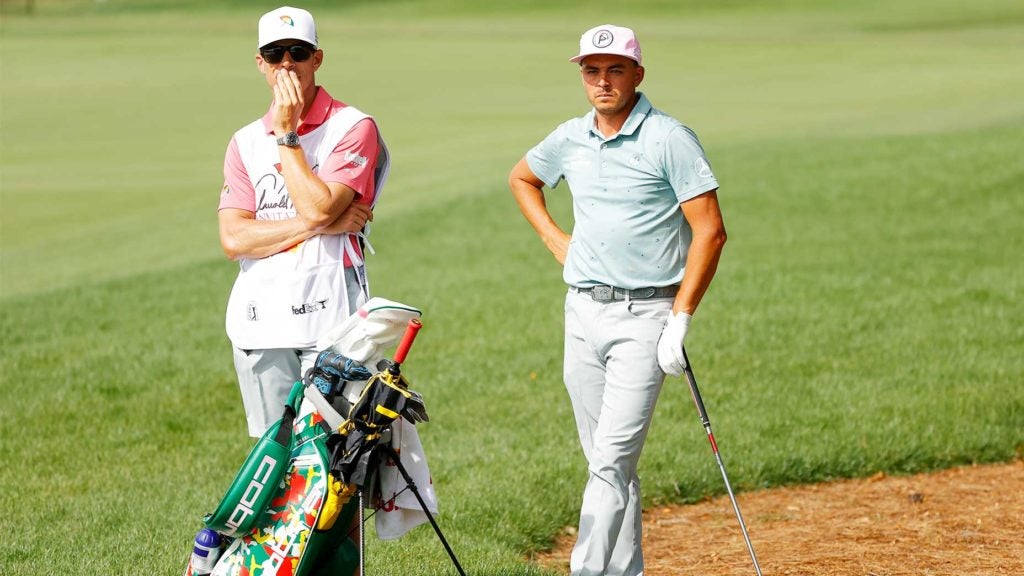 Rickie Fowler caddie's role