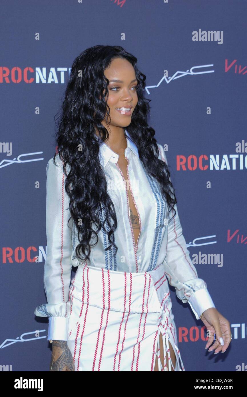 rihanna 2014 0020