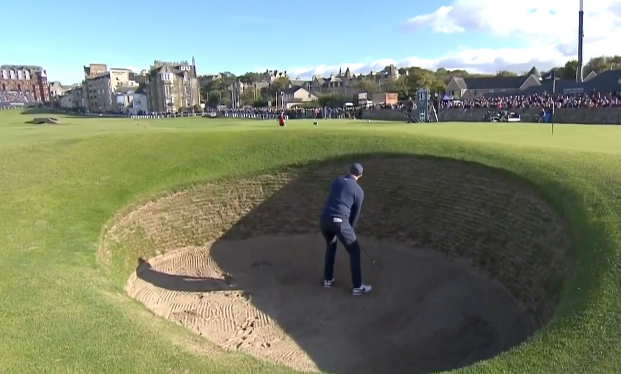 Road hole bunker 0011