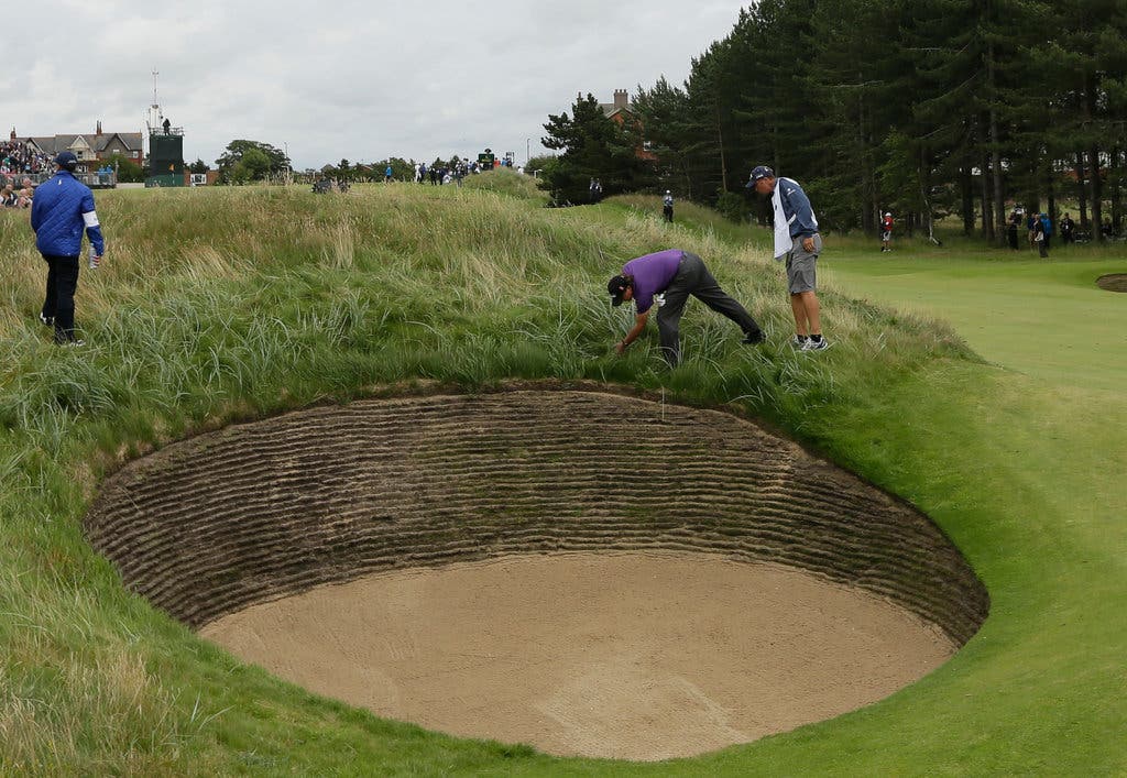 Road hole bunker 0048