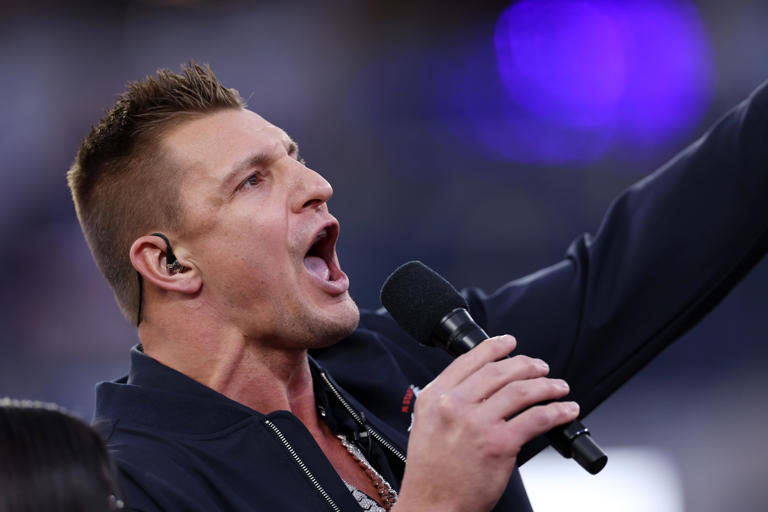 rob gronkowski broncos 0036
