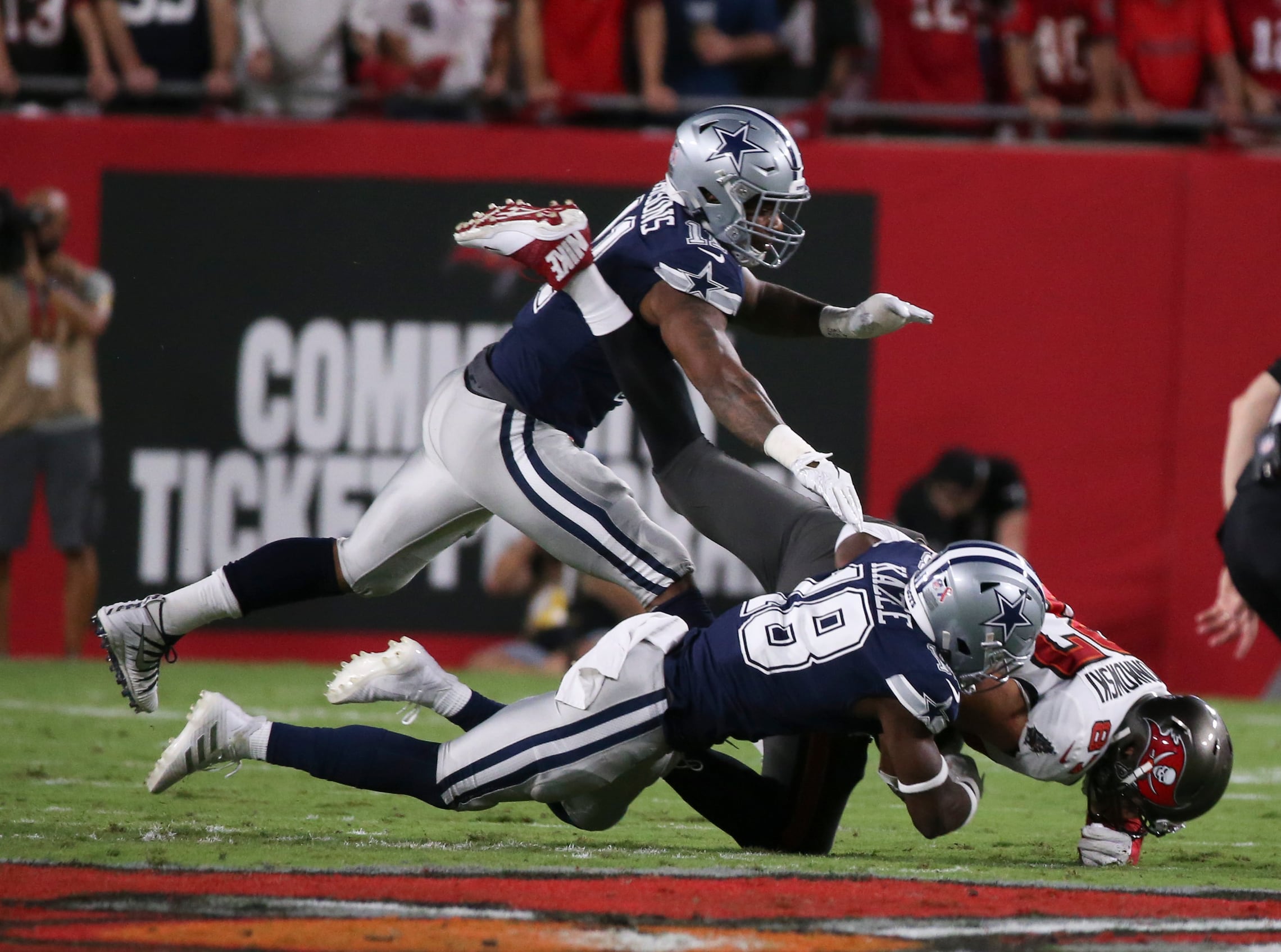 rob gronkowski cowboys 0045