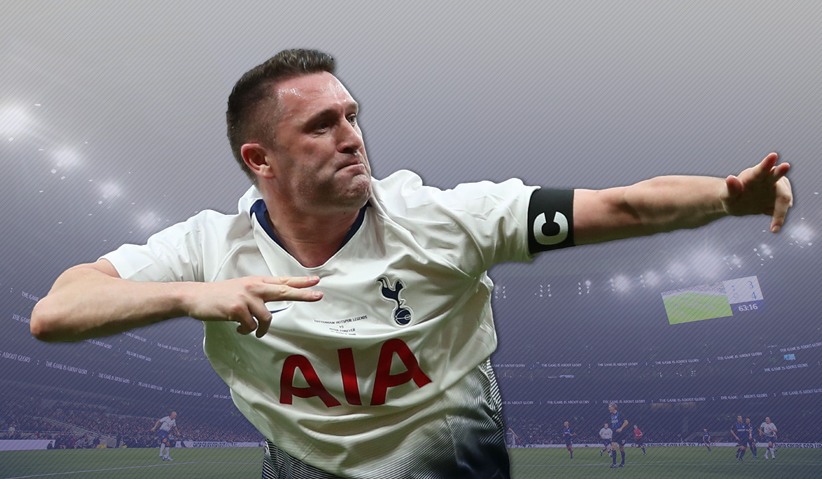 robbie keane celebration 0066