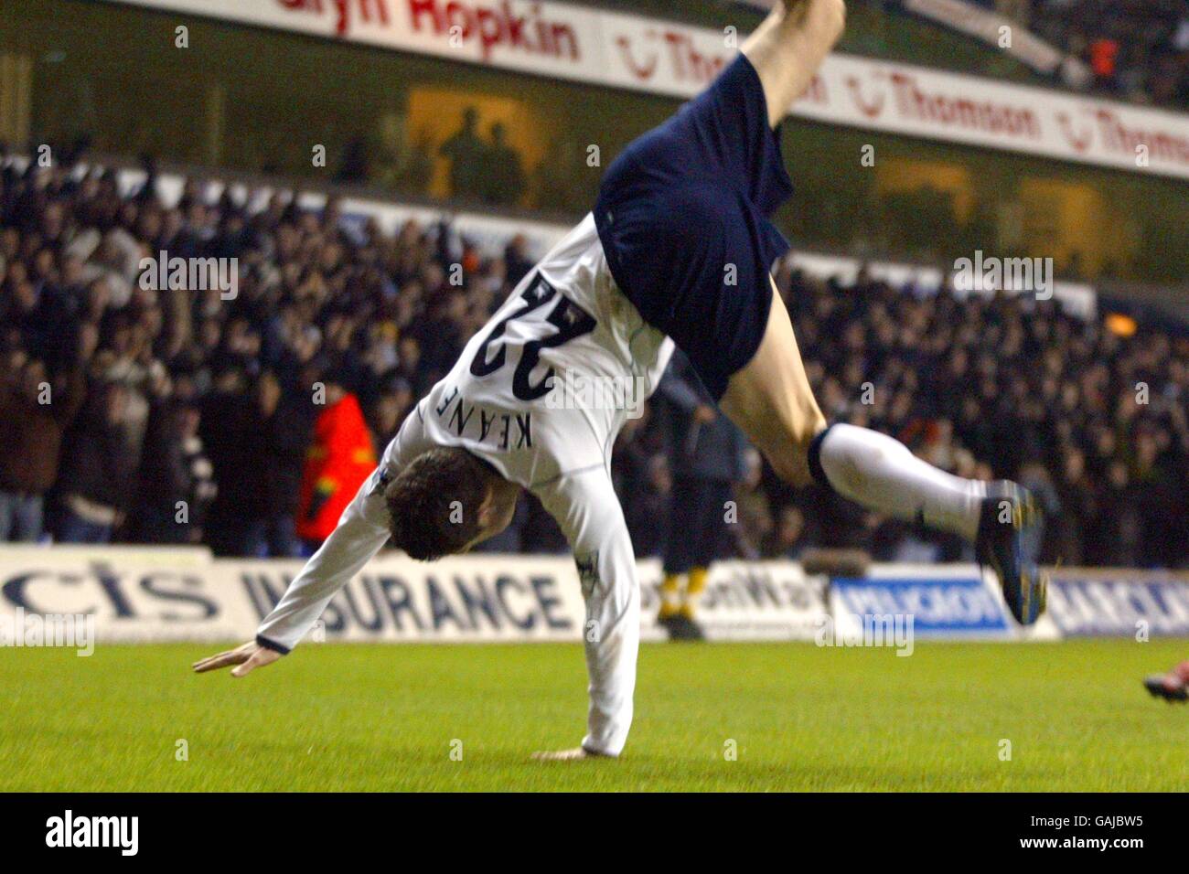 Robbie Keane signature celebration