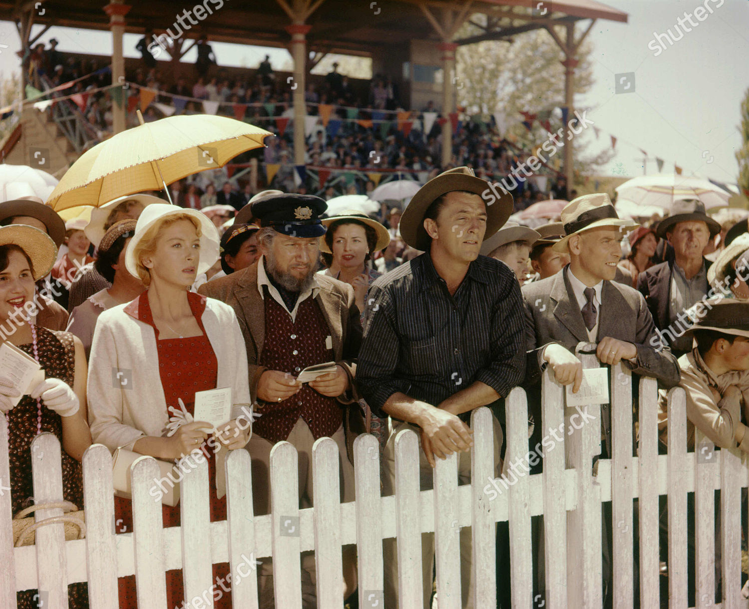 robert mitchum and deborah kerr 0044