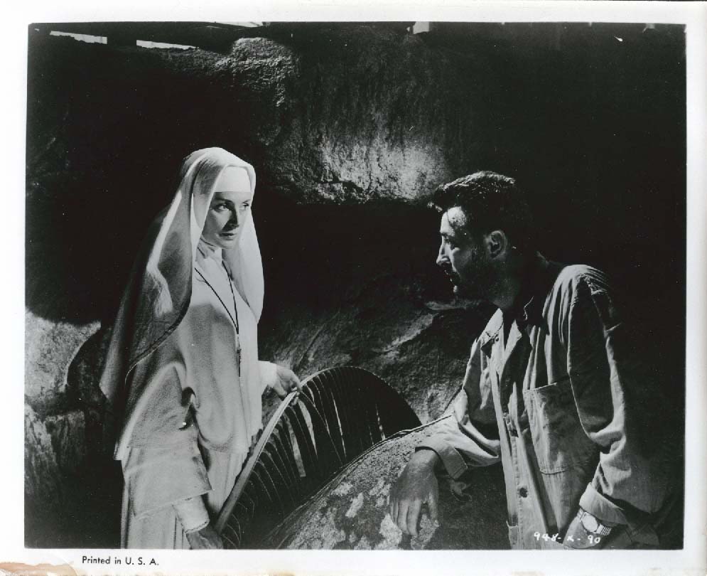 robert mitchum and deborah kerr 0046