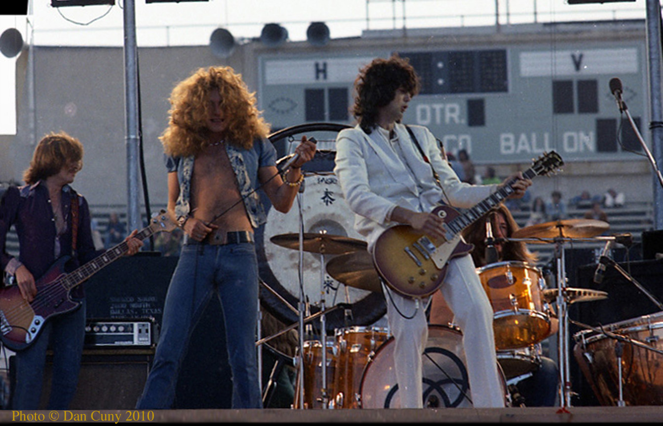 robert plant 1973 0030
