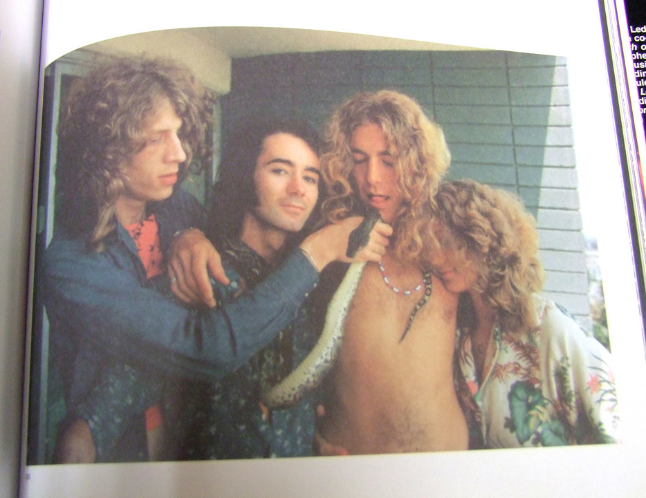 robert plant 1973 0038