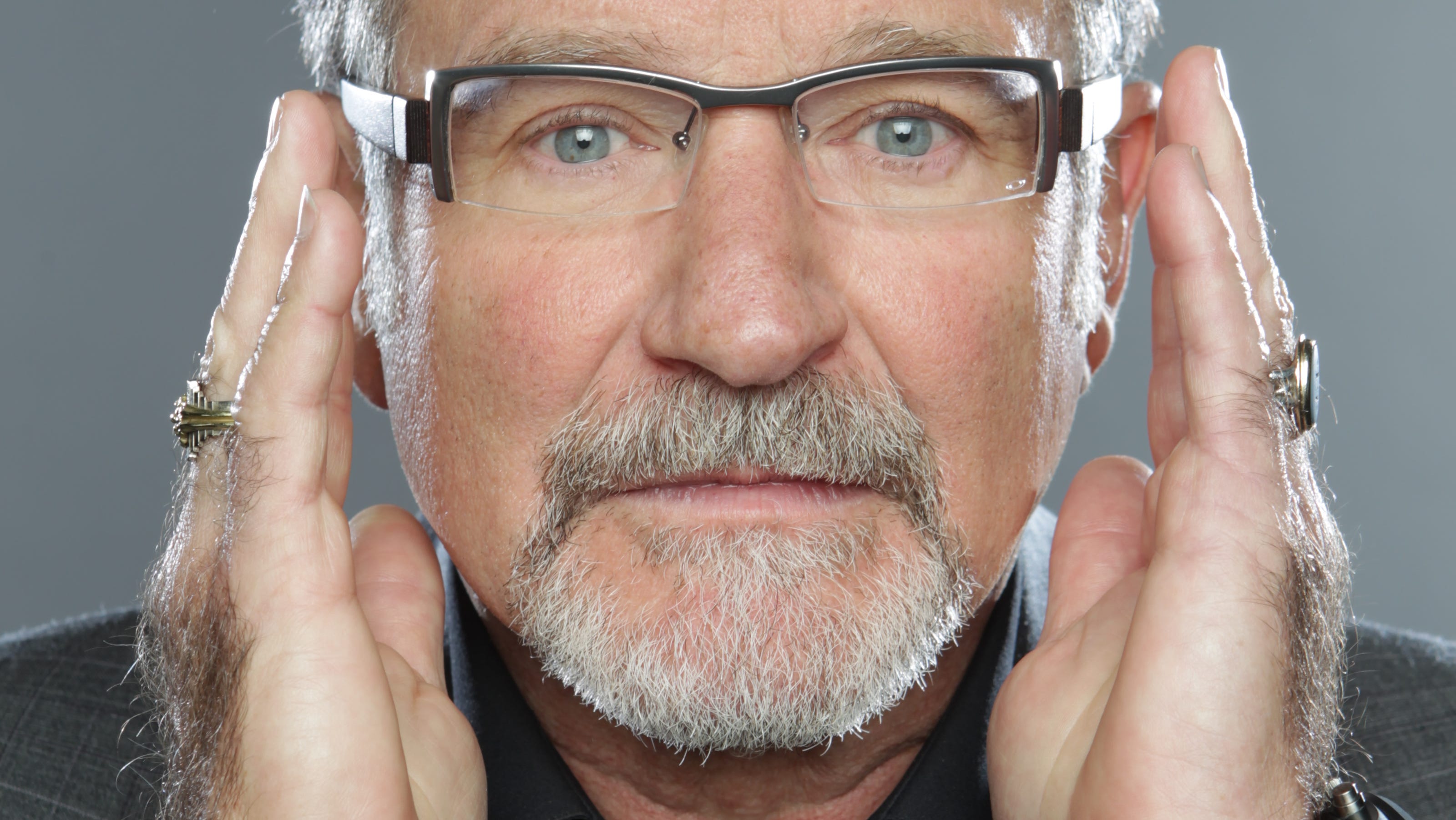robin williams headshot 0043