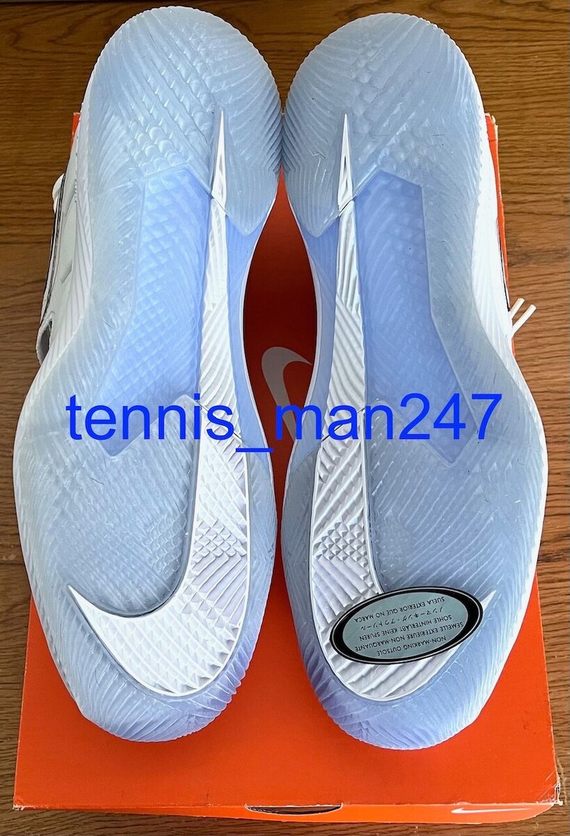 roger federer feet 0049