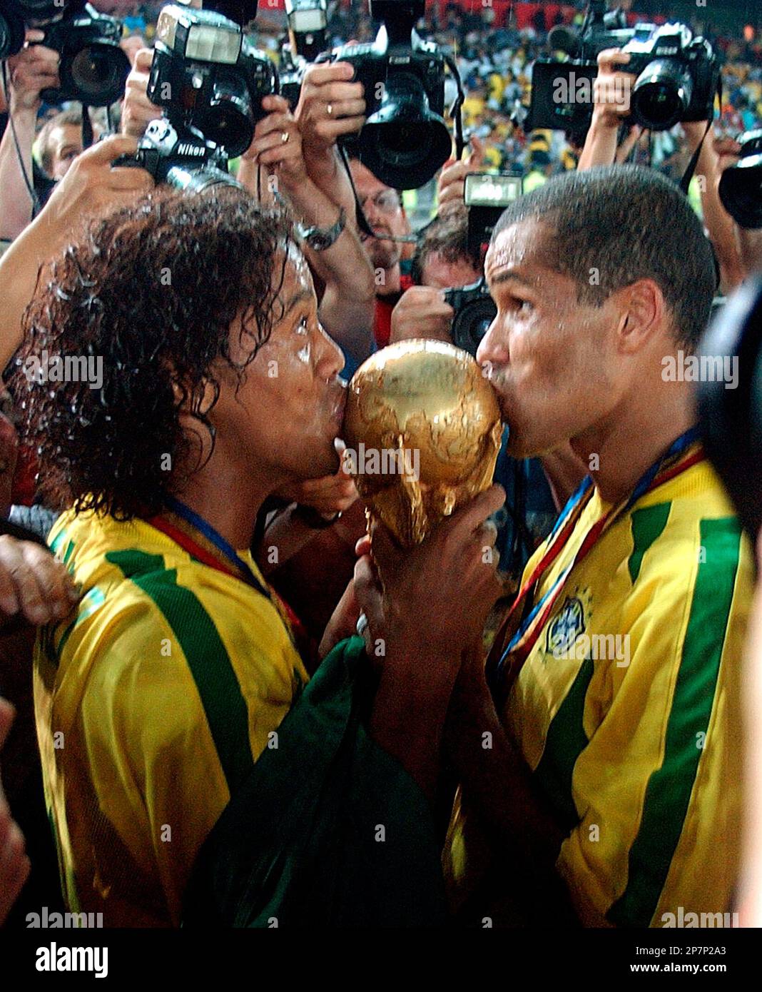 2002 ronaldinho 0094