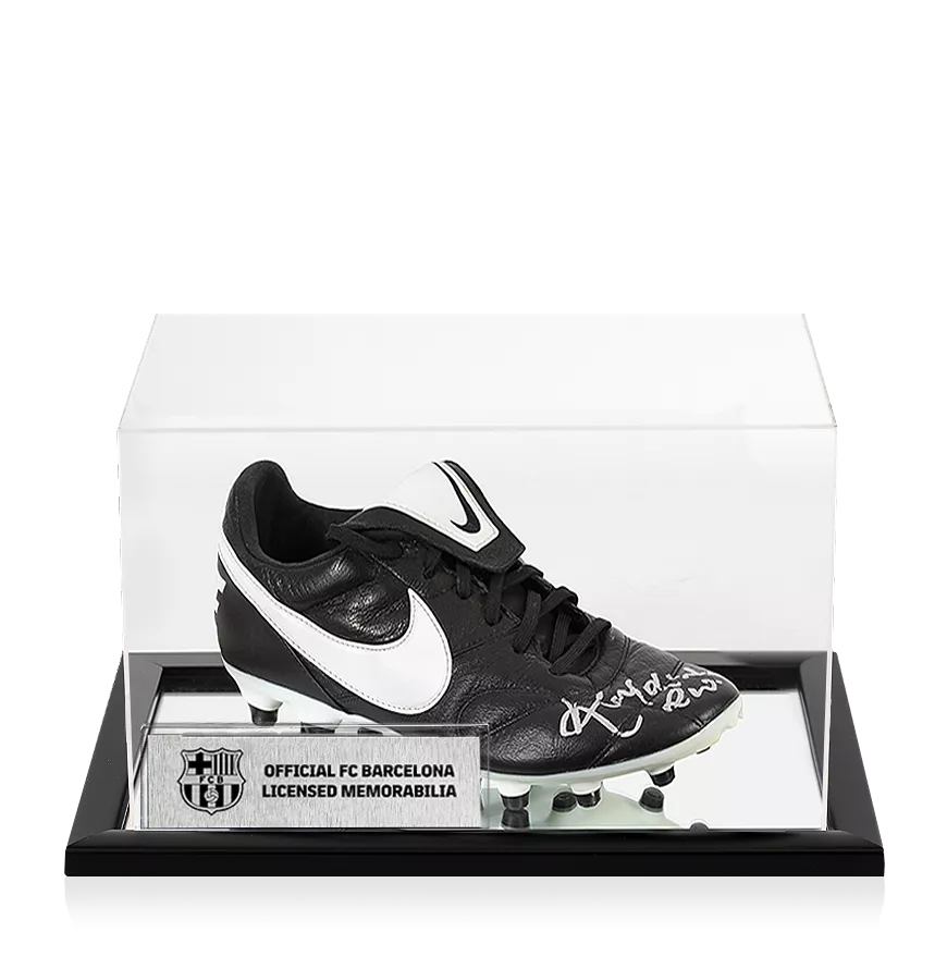 ronaldinho black and white 0024