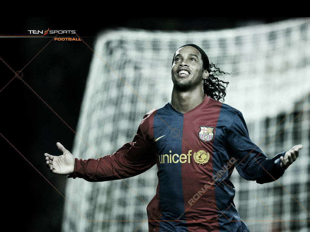 ronaldinho black and white 0035