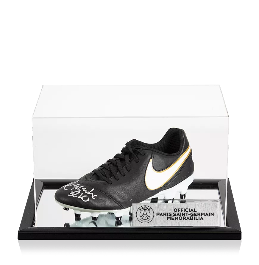 ronaldinho black and white 0069