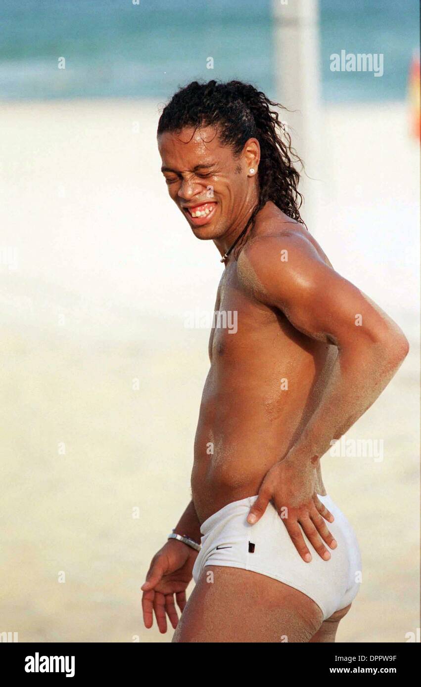 ronaldinho funny picture 0038