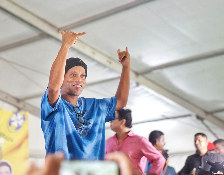 ronaldinho funny picture 0081