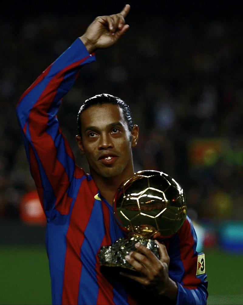 ronaldinho pfp aesthetic