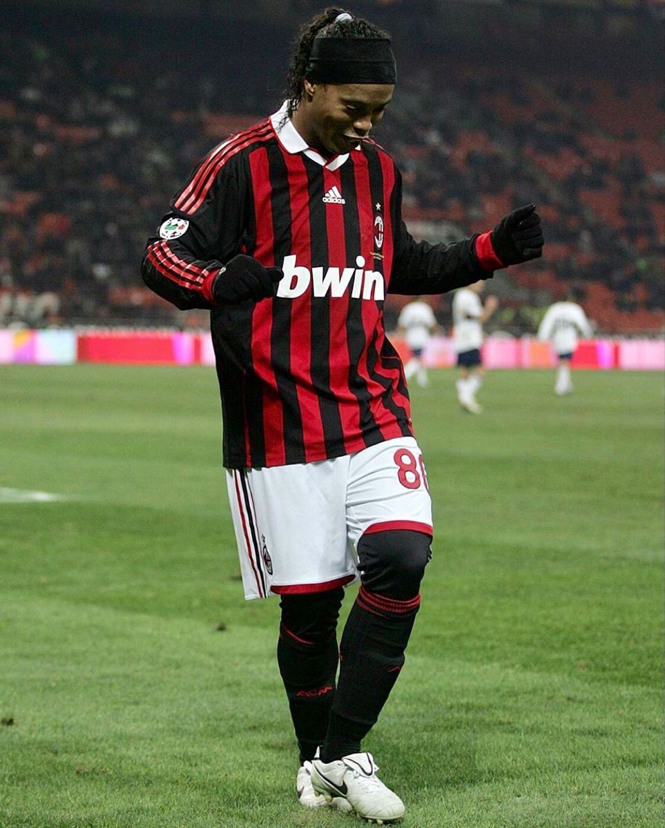 ronaldinho pfp download