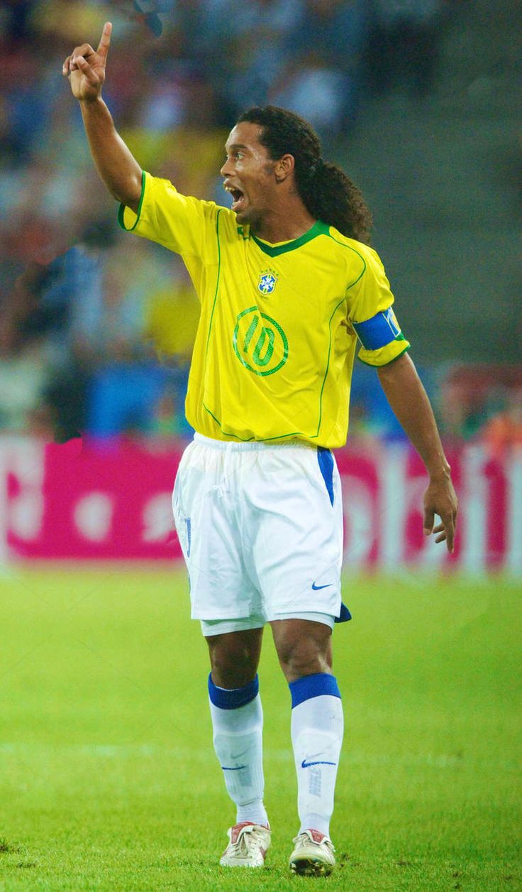 ronaldinho pfp 0084