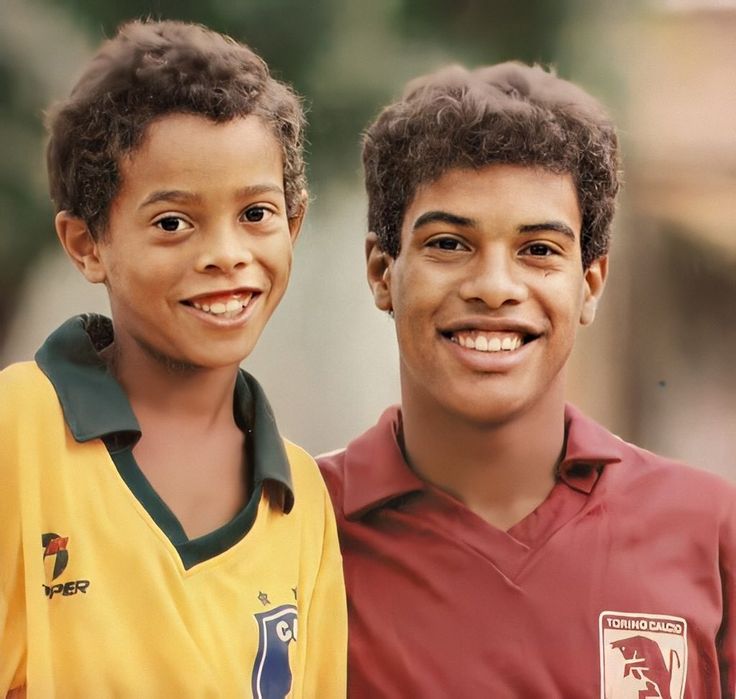 ronaldinho pfp 0099