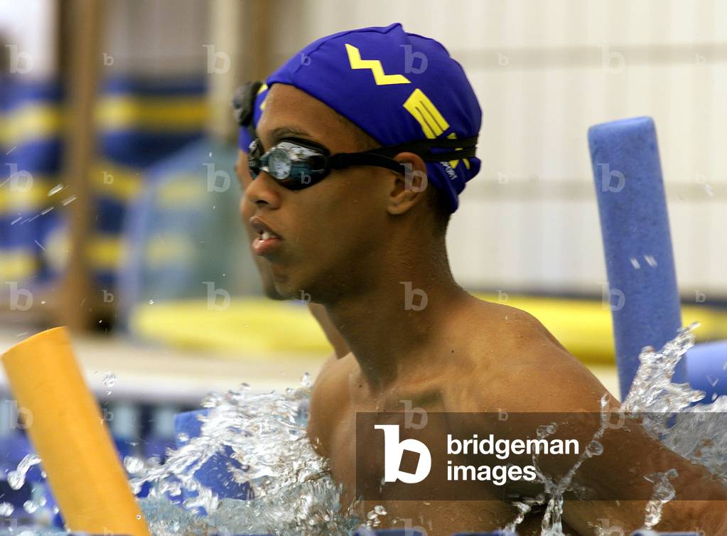 ronaldinho pool photo 0011