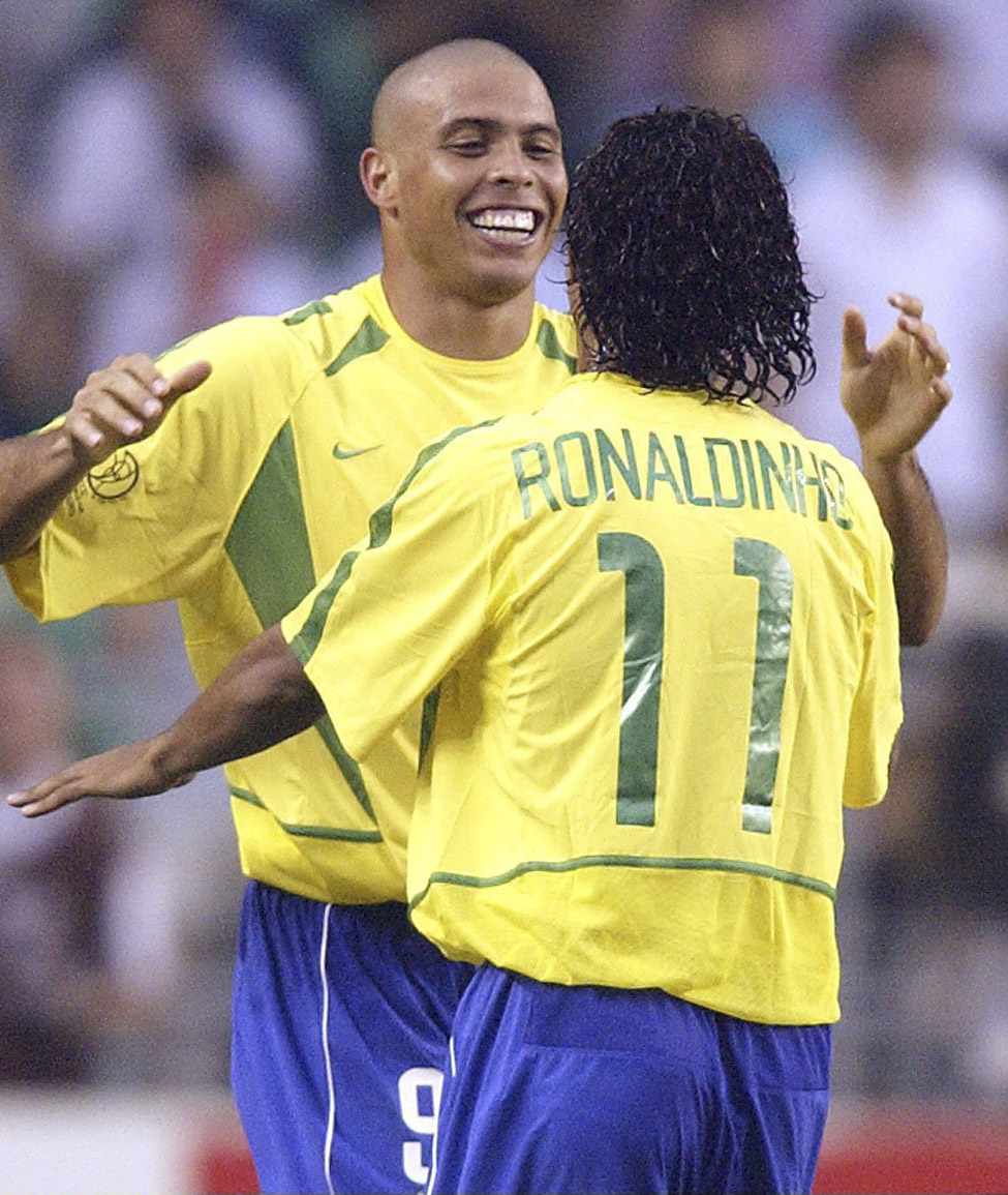 ronaldinho pool photo 0036