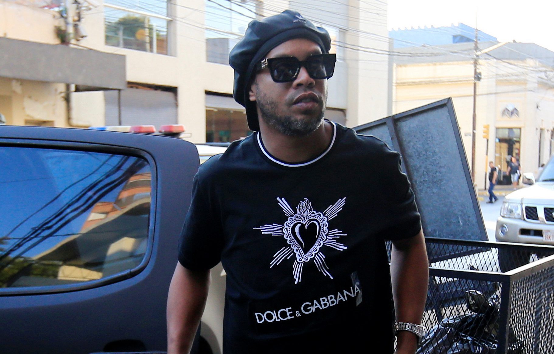 ronaldinho pool photo 0082