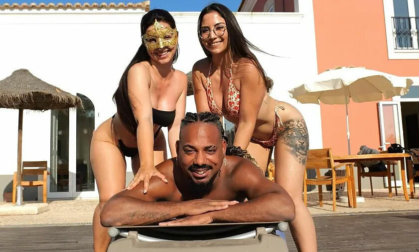 ronaldinho pool photo 0090