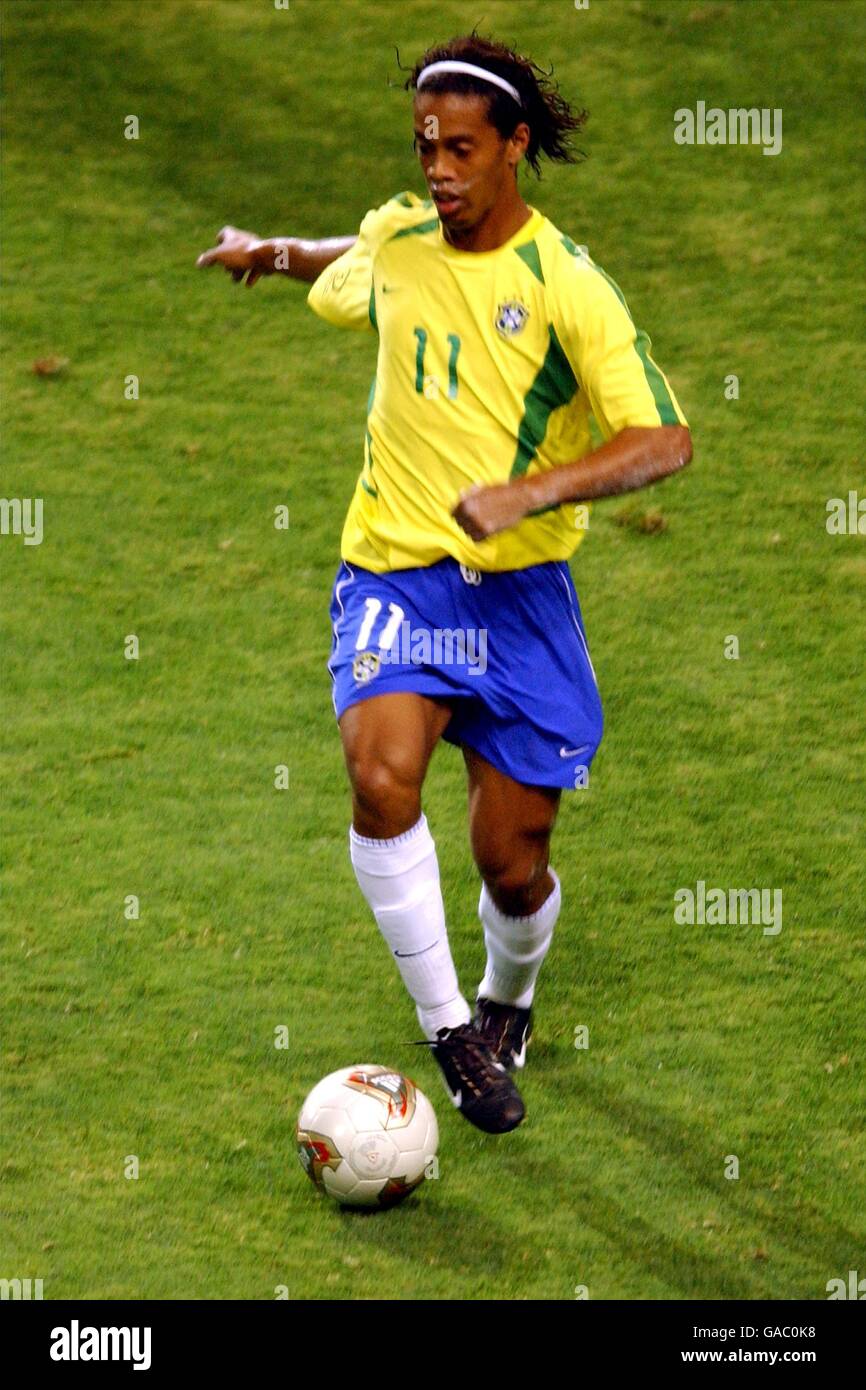 Ronaldinho skills