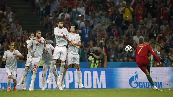 ronaldo 2018 world cup free kick 0012