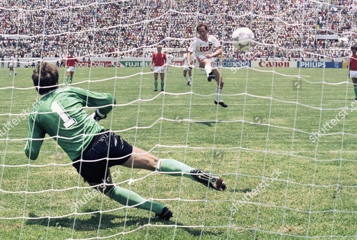 ronaldo 2018 world cup free kick 0014