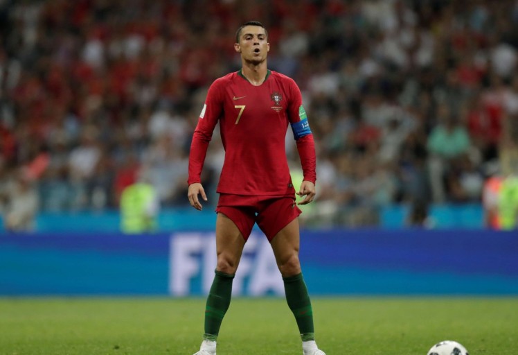 ronaldo 2018 world cup free kick 0064