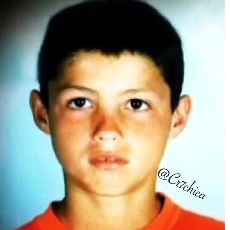 ronaldo early life