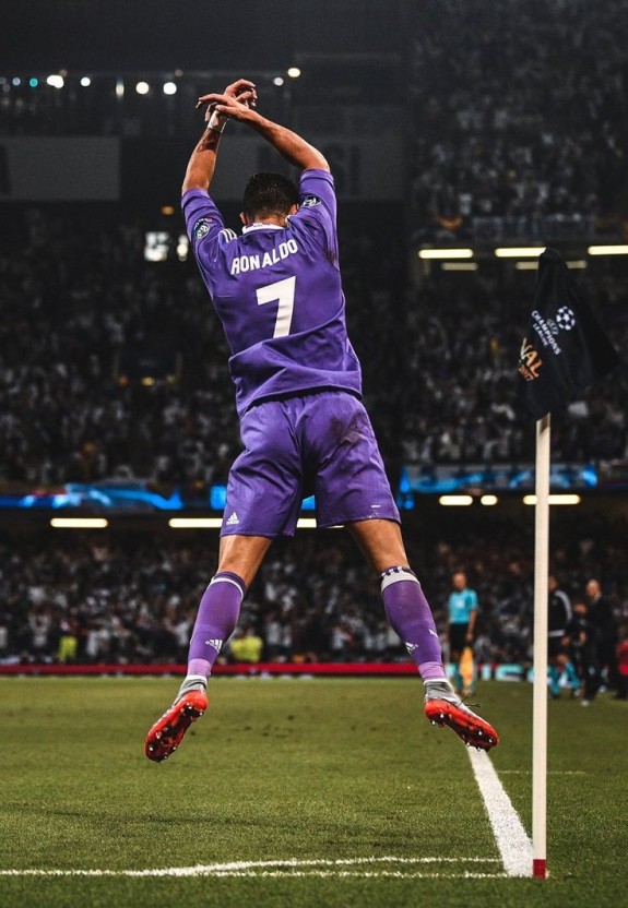 Ronaldo emotional celebrations.