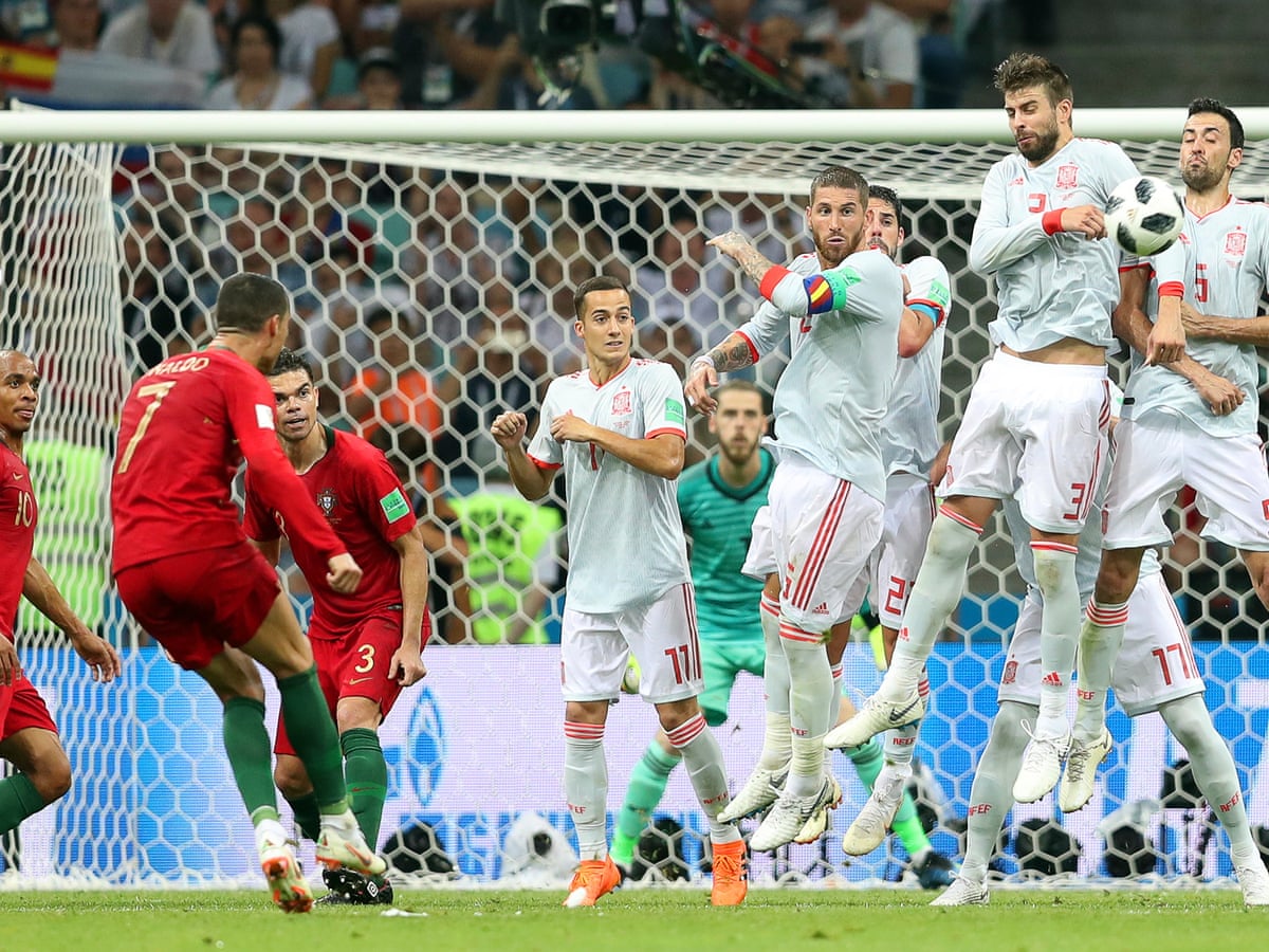 cr7 free kick 0015